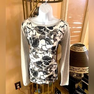 GAP Front Floral Print long sleeve top S